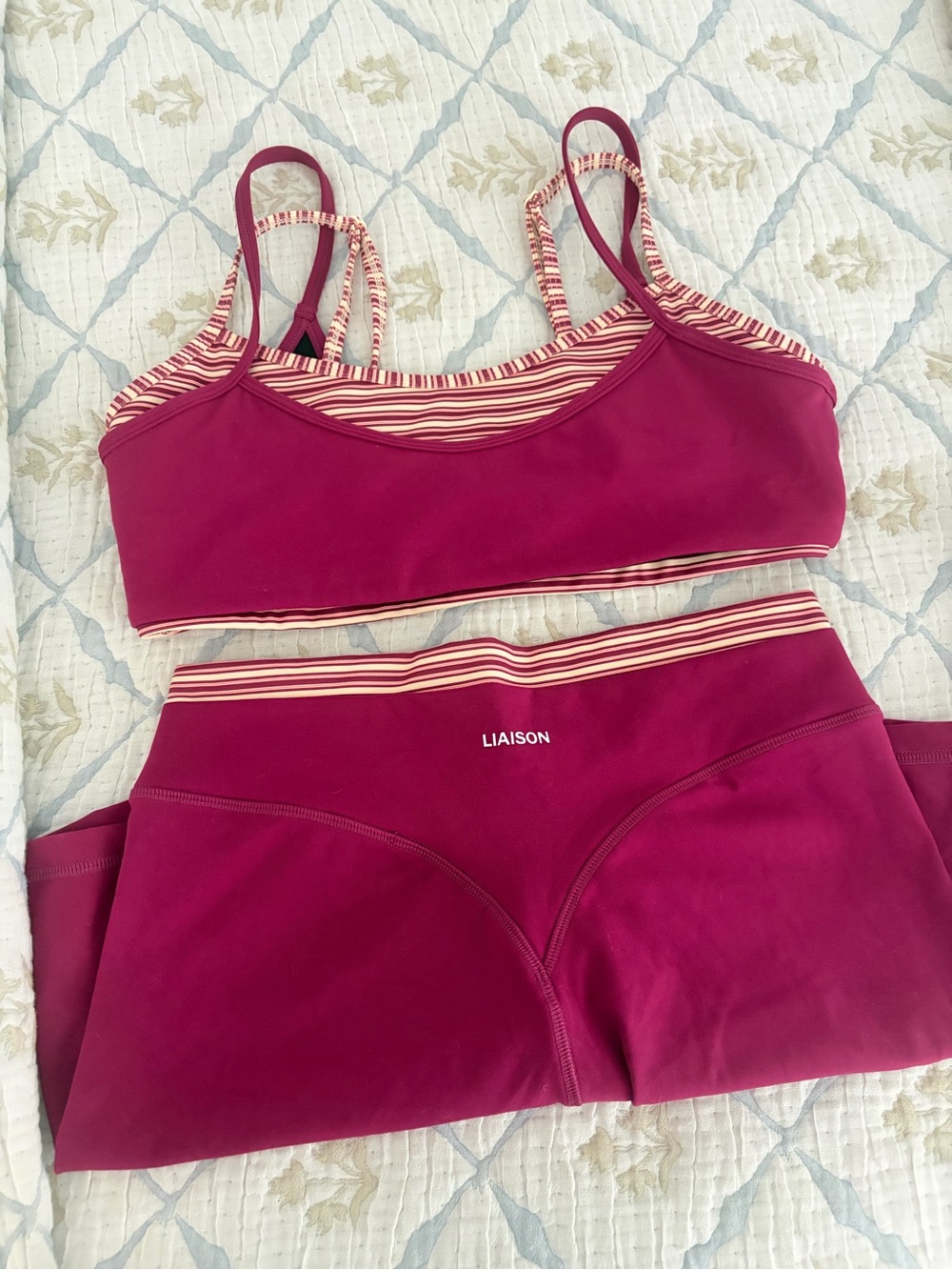 Liaison the label after sun workout set